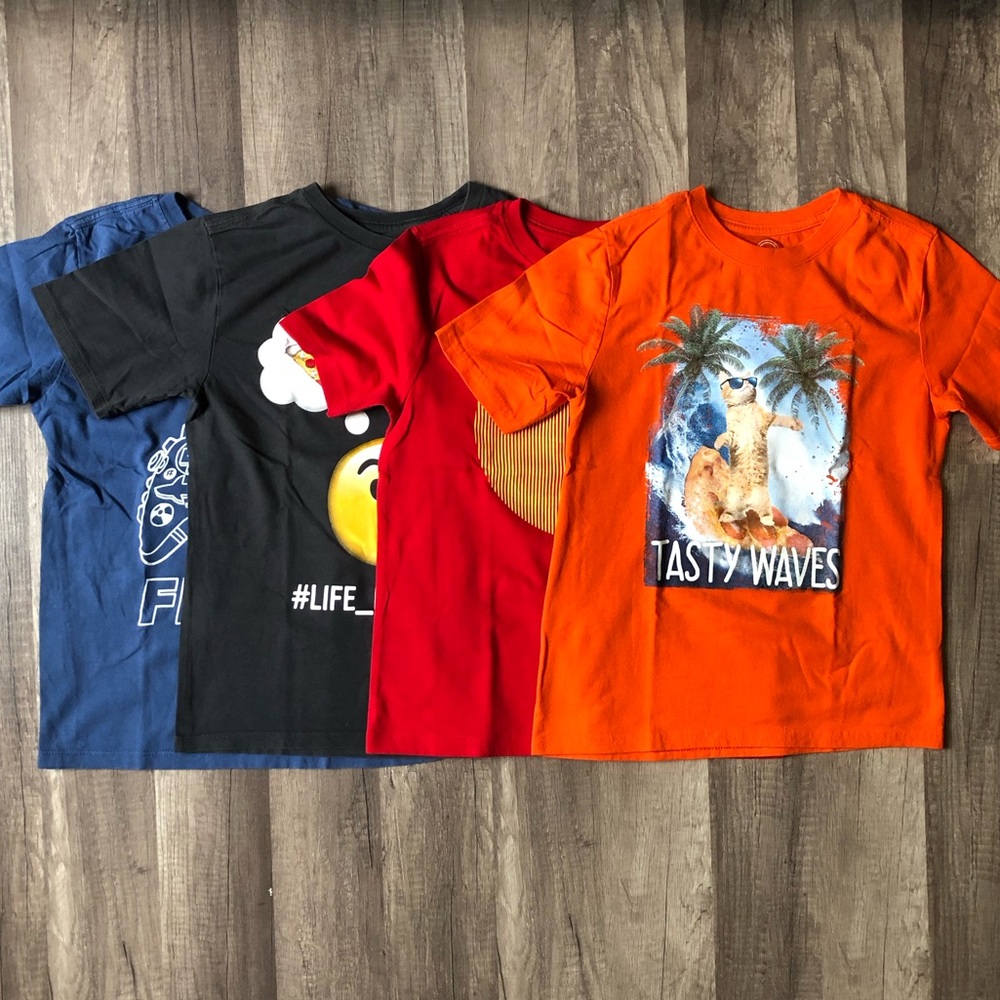 4 Boys T-Shirts Bundle Size: Medium (8) in Different Designs.